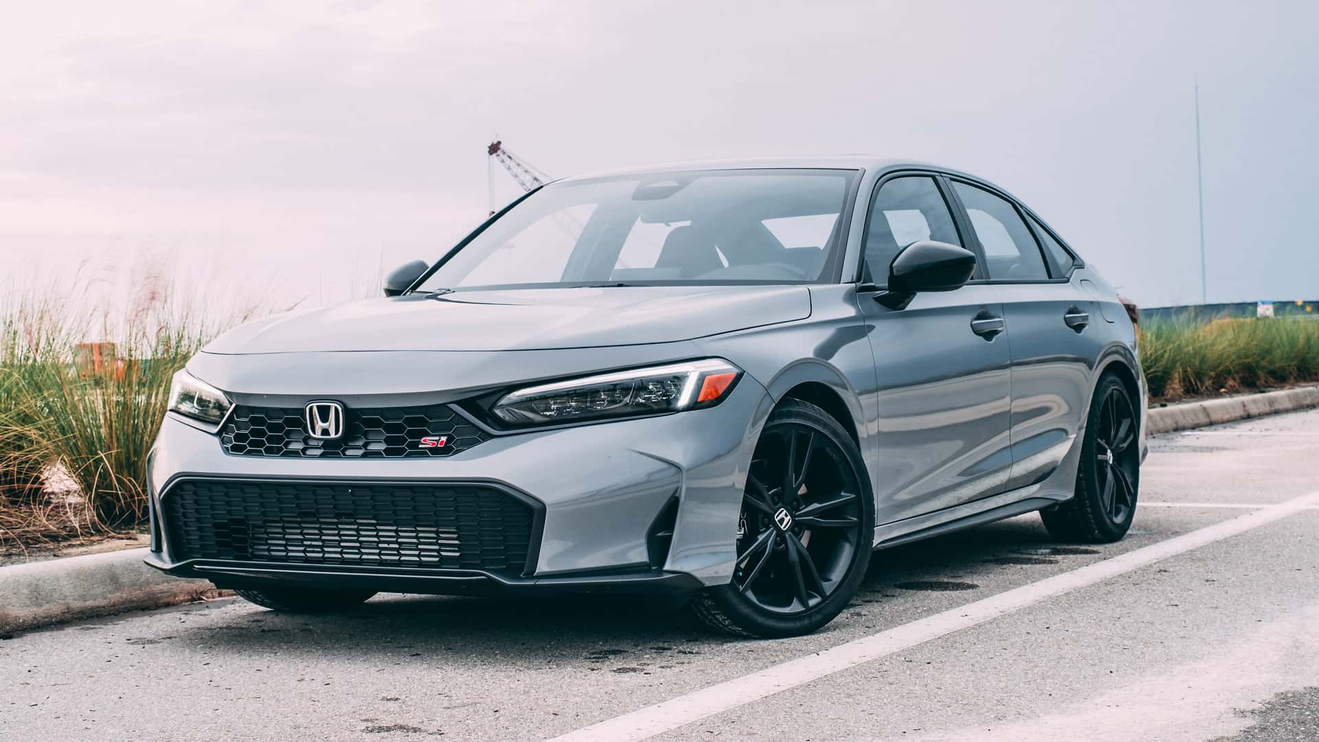 Honda Civic Si 2026: оновлена класика, яка все ще вибиває емоції