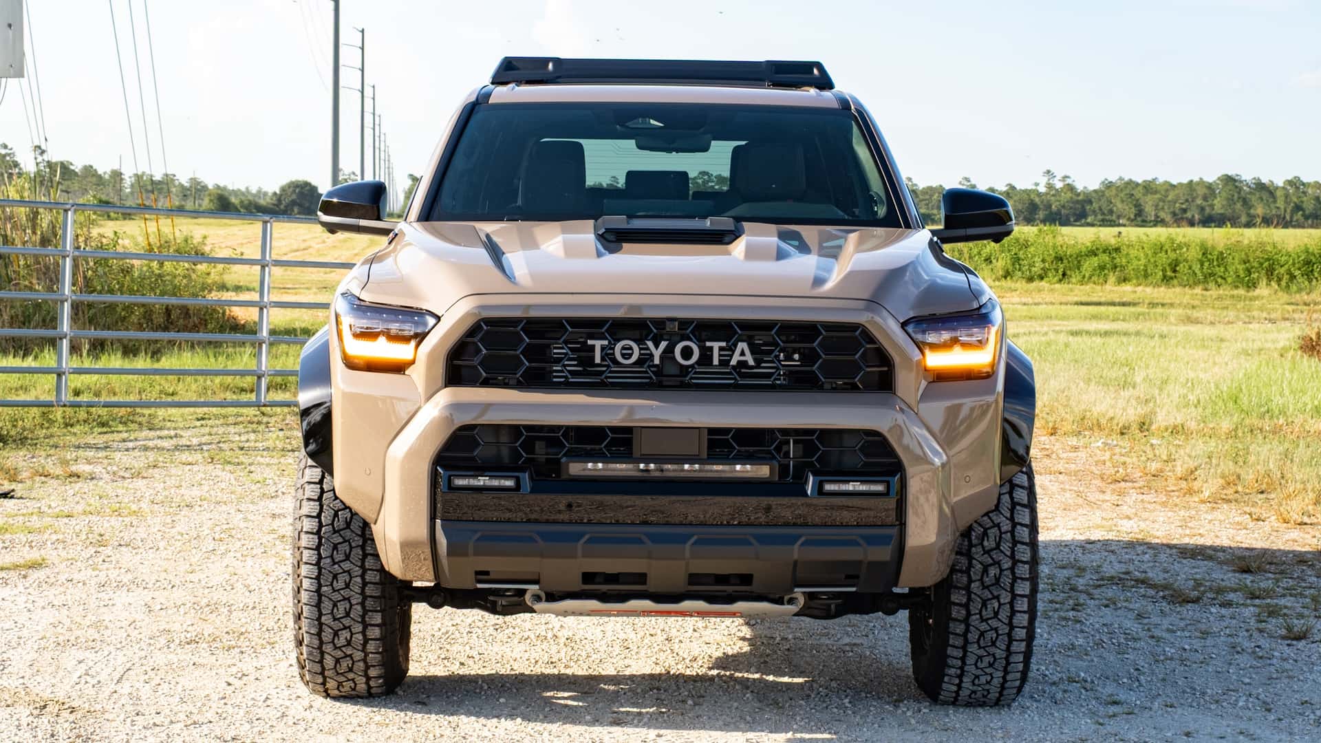Toyota 4Runner TRD Pro 2025: найекстремальніший позашляховик Toyota. Огляд, можливості, недоліки та чи вартий він $70 000