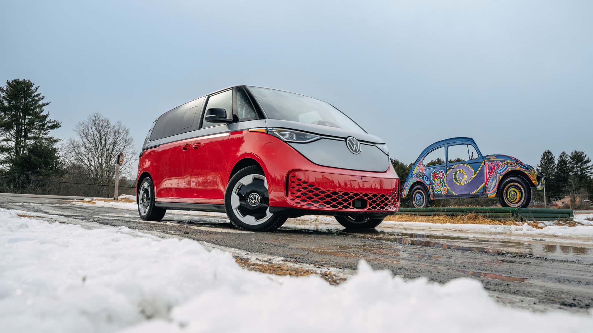 Volkswagen ID.Buzz 2025: повернення легенди. Як Woodstock створив бус майбутнього