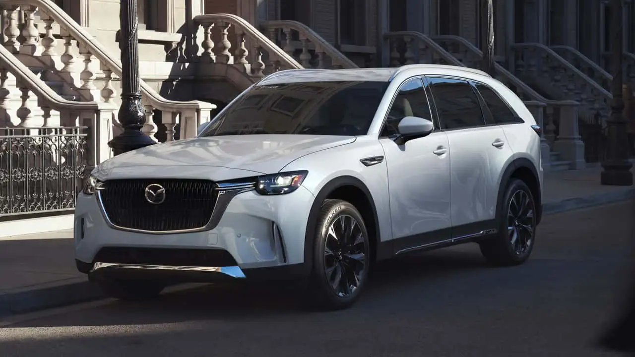 Mazda CX-90 PHEV 2026: огляд, характеристики, запас ходу та ціна в Україні